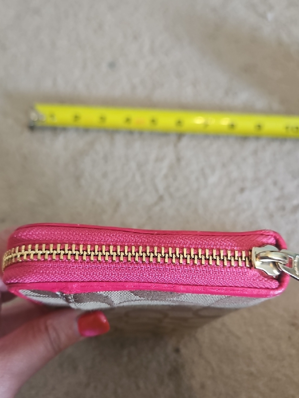 EUC Coach Signature Continental Wallet in Khaki/Brown with Pink Trim - Picture 15 of 16